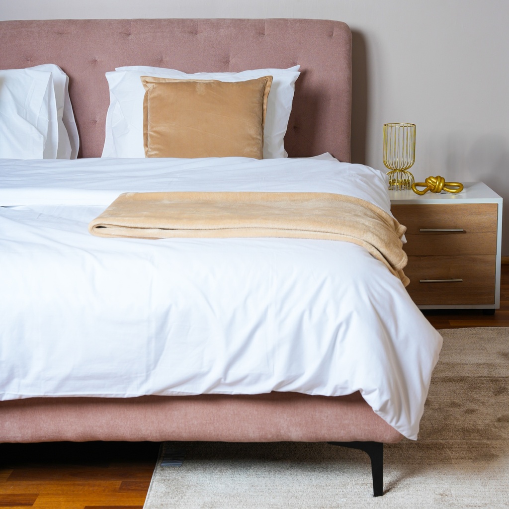 Alma Bed