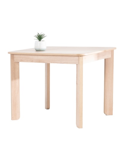 KOMO DINING TABLE