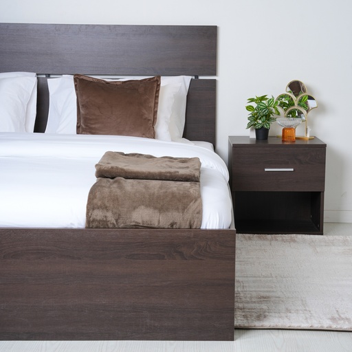[X135855] Blanco Bedroom Set